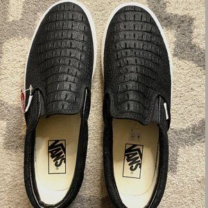 Vans Classic Slip On in Embossed Black